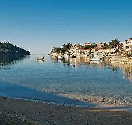 Private Beach * Brna