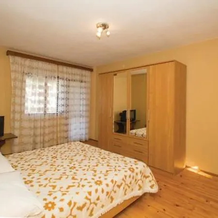 Private Beach Apartament Brna